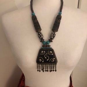 Gorgeous necklace